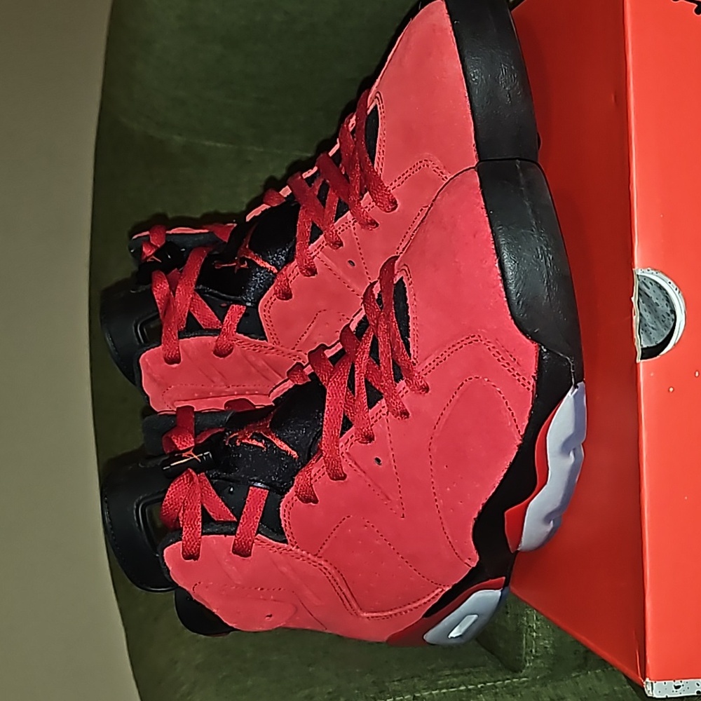 Jordan 6 Retro Toro Bravo